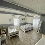 Maison Dans Le Sud Avec Piscine Chauffee - Midoon Guest בית נופש Tillac