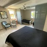 Maison Dans Le Sud Avec Piscine Chauffee - Midoon Guest בית נופש Tillac